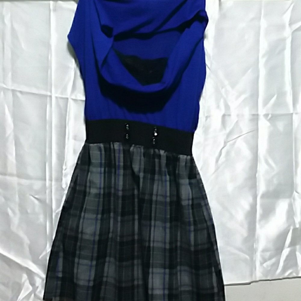 Juniors Size S A-line Dress